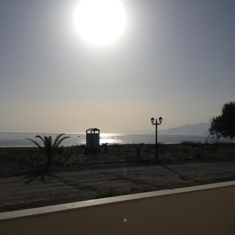 Spiti Sto Aigaio Apartment Agia Anna  Bagian luar foto